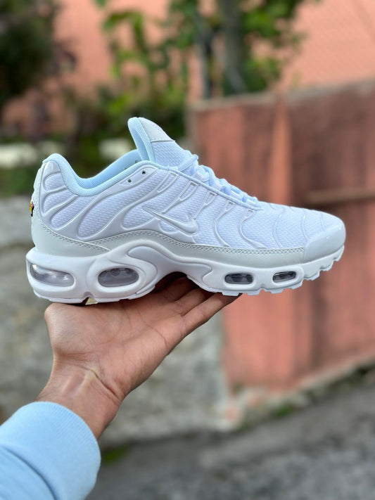 Nike TN White